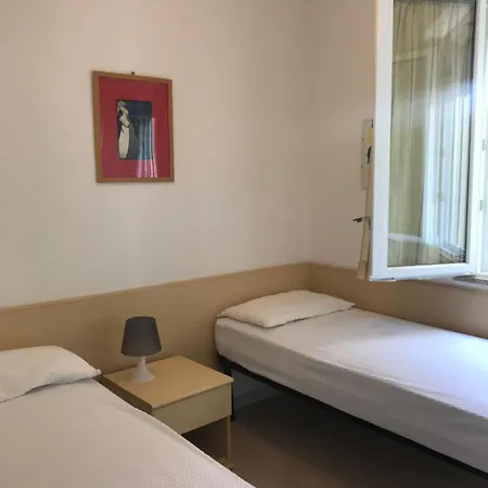 Il Pinolo 2 * Marina di Cecina